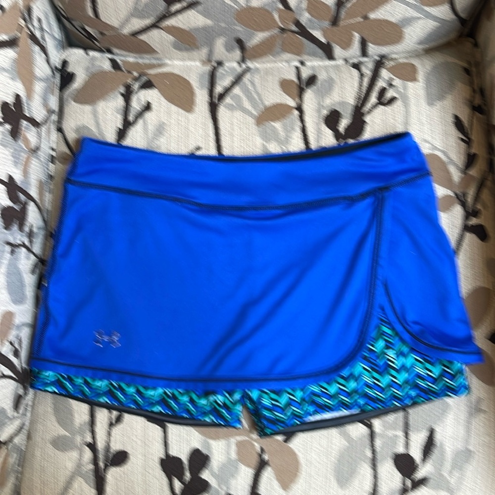 Under Armour Pickleball/Tennis skirt; size medium Semi-Fitted